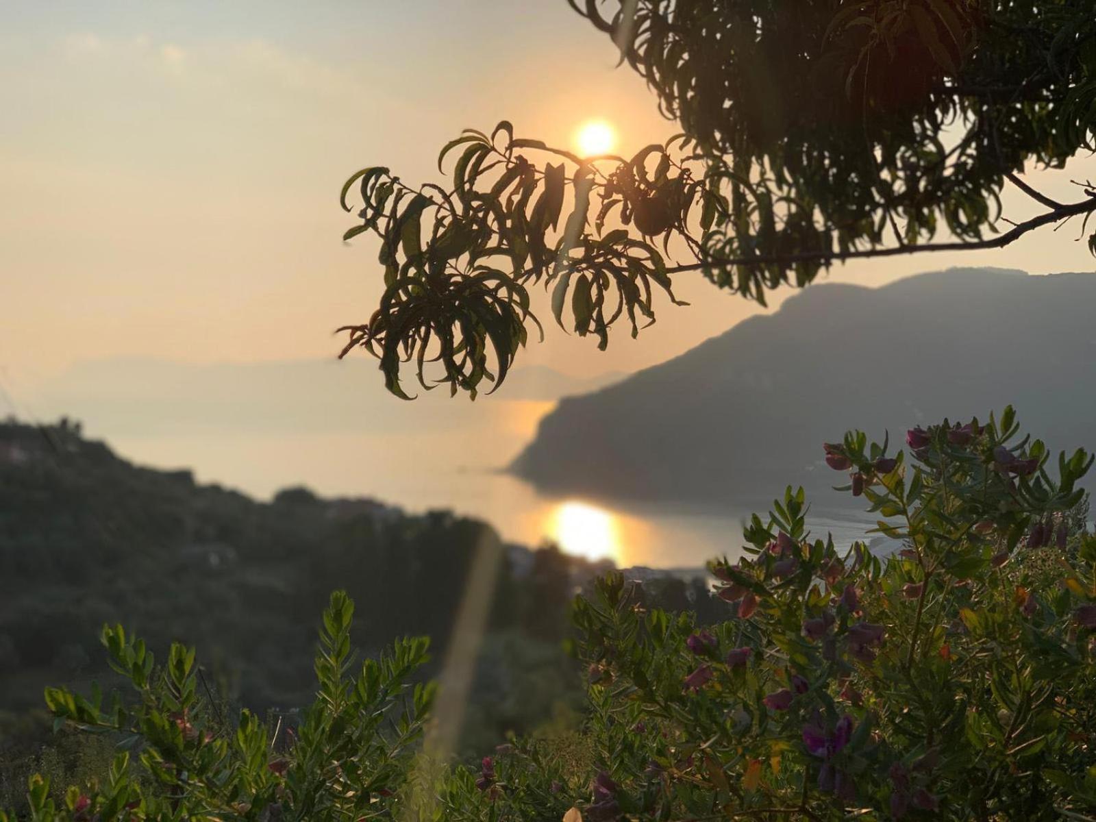 Romantic Lemonia Cottage Bandar Skopelos Luaran gambar